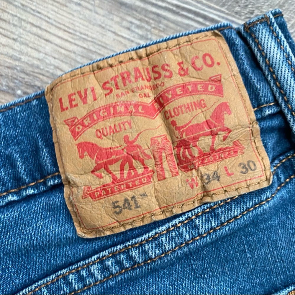 Levi’s 541 34x30 - Picture 6 of 6